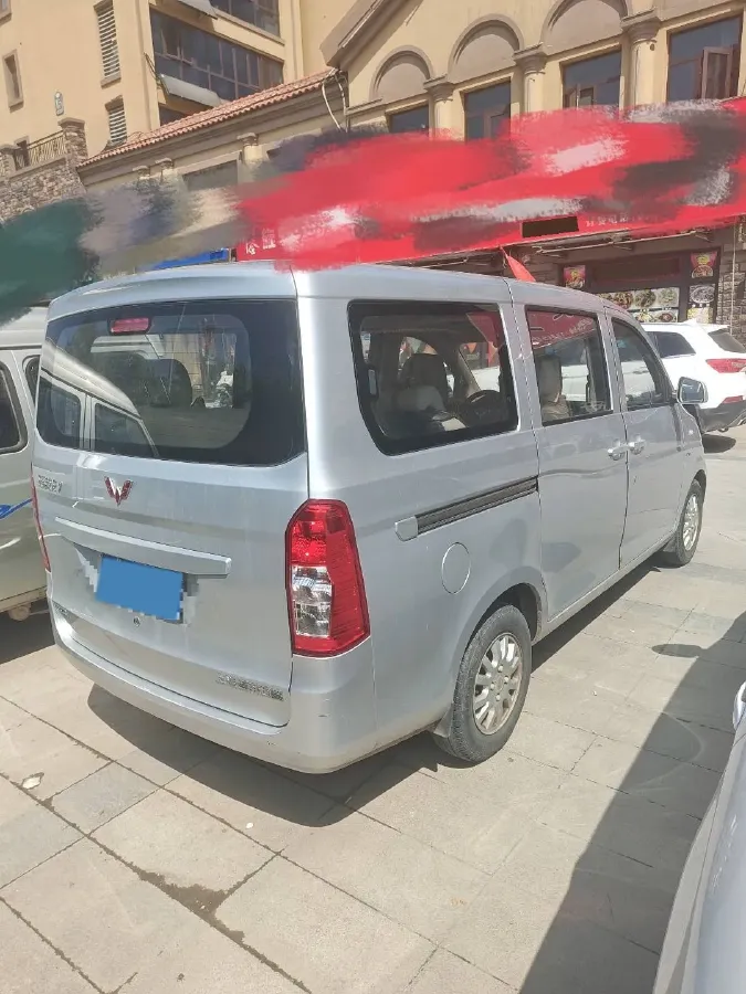 2016 WuLing RongGuang V 1.5L 112HP L4 5MT,autocango,china used car exporter,china ev exporter,chinese used car exporter,chinese used ev exporter