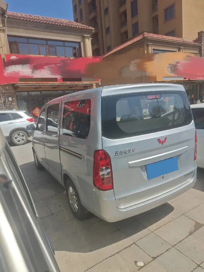 2016 WuLing RongGuang V 1.5L 112HP L4 5MT,autocango,china used car exporter,china ev exporter,chinese used car exporter,chinese used ev exporter