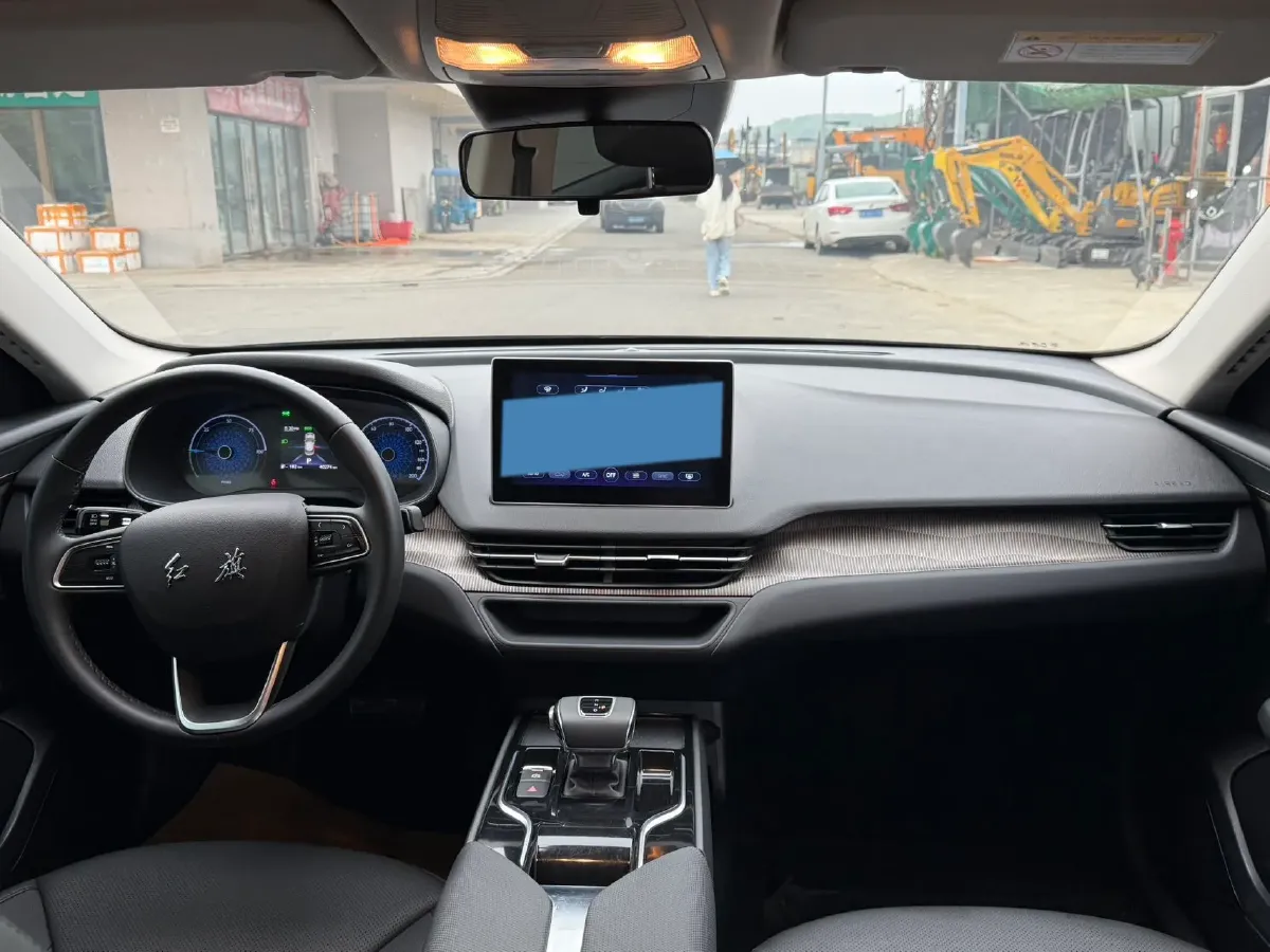 2024 HongQi E-QM5 BEV 60KWH,autocango,china used car exporter,china ev exporter,chinese used car exporter,chinese used ev exporter