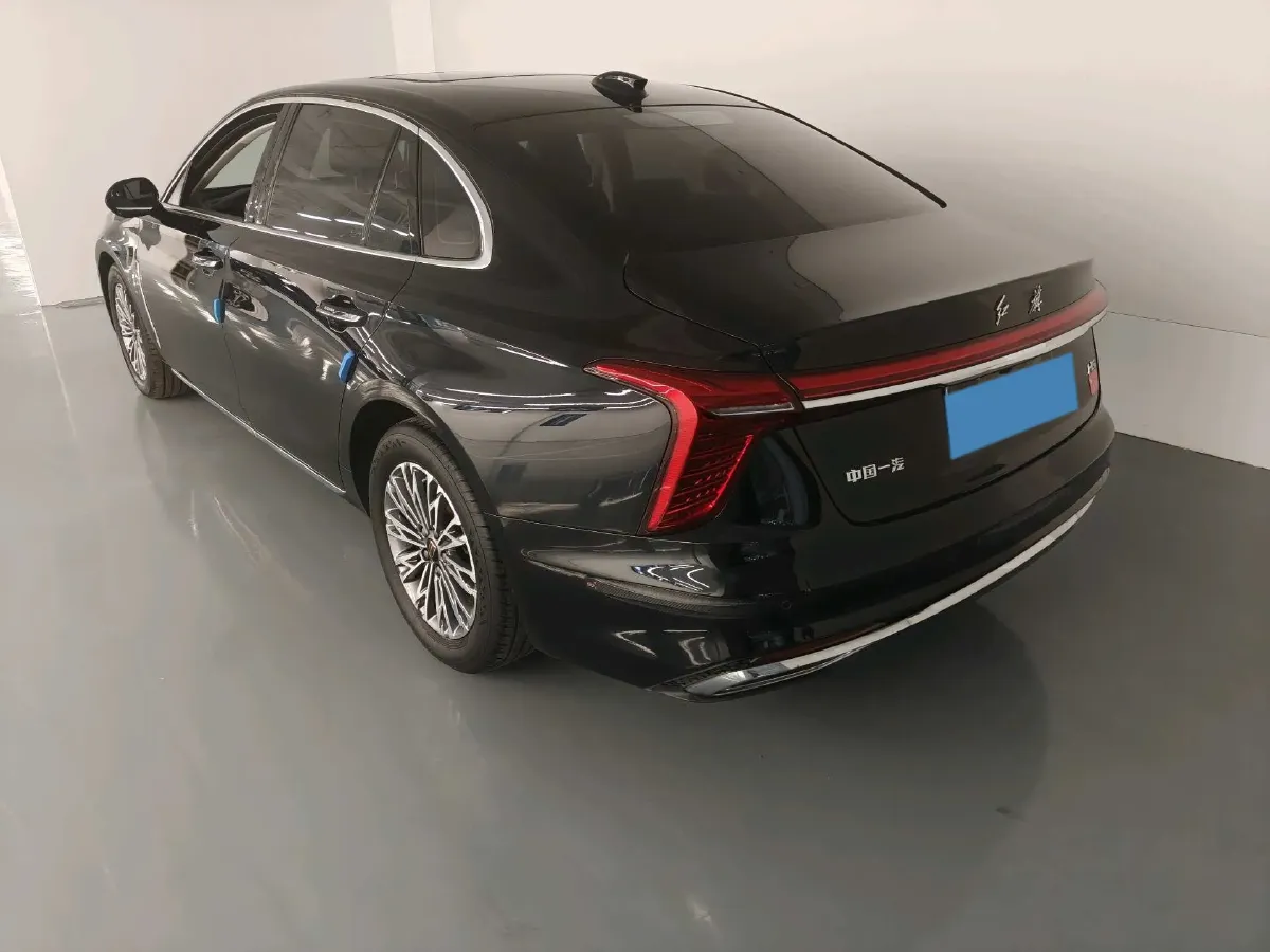 2023 HongQi H5 1.5T 169HP L4 7DCT,autocango,china used car exporter,china ev exporter,chinese used car exporter,chinese used ev exporter