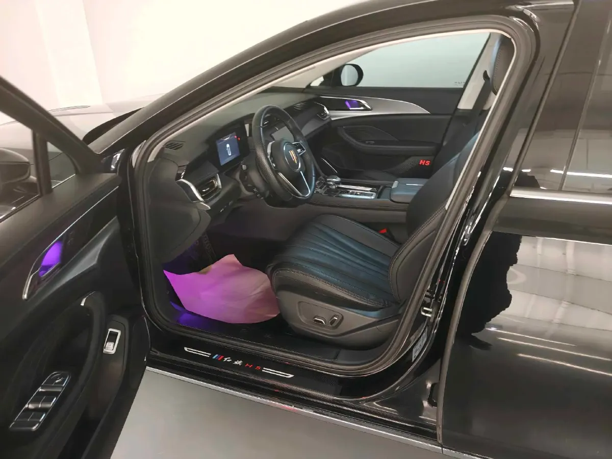 2023 HongQi H5 1.5T 169HP L4 7DCT,autocango,china used car exporter,china ev exporter,chinese used car exporter,chinese used ev exporter