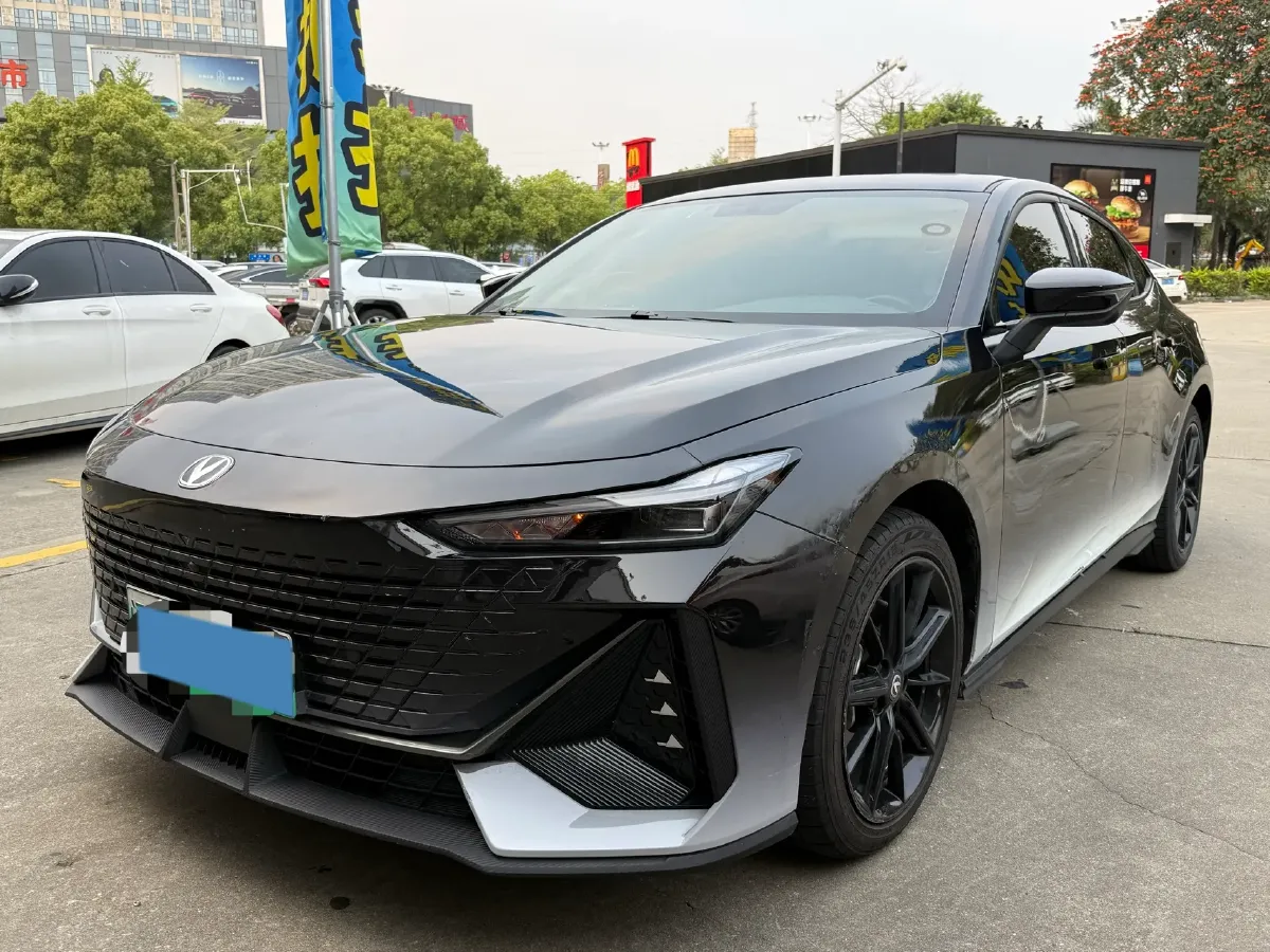 2023 ChangAn UNI-V iDD 1.5T 170HP L4 6TCT PHEV 18.4KWH,autocango,china used car exporter,china ev exporter,chinese used car exporter,chinese used ev exporter