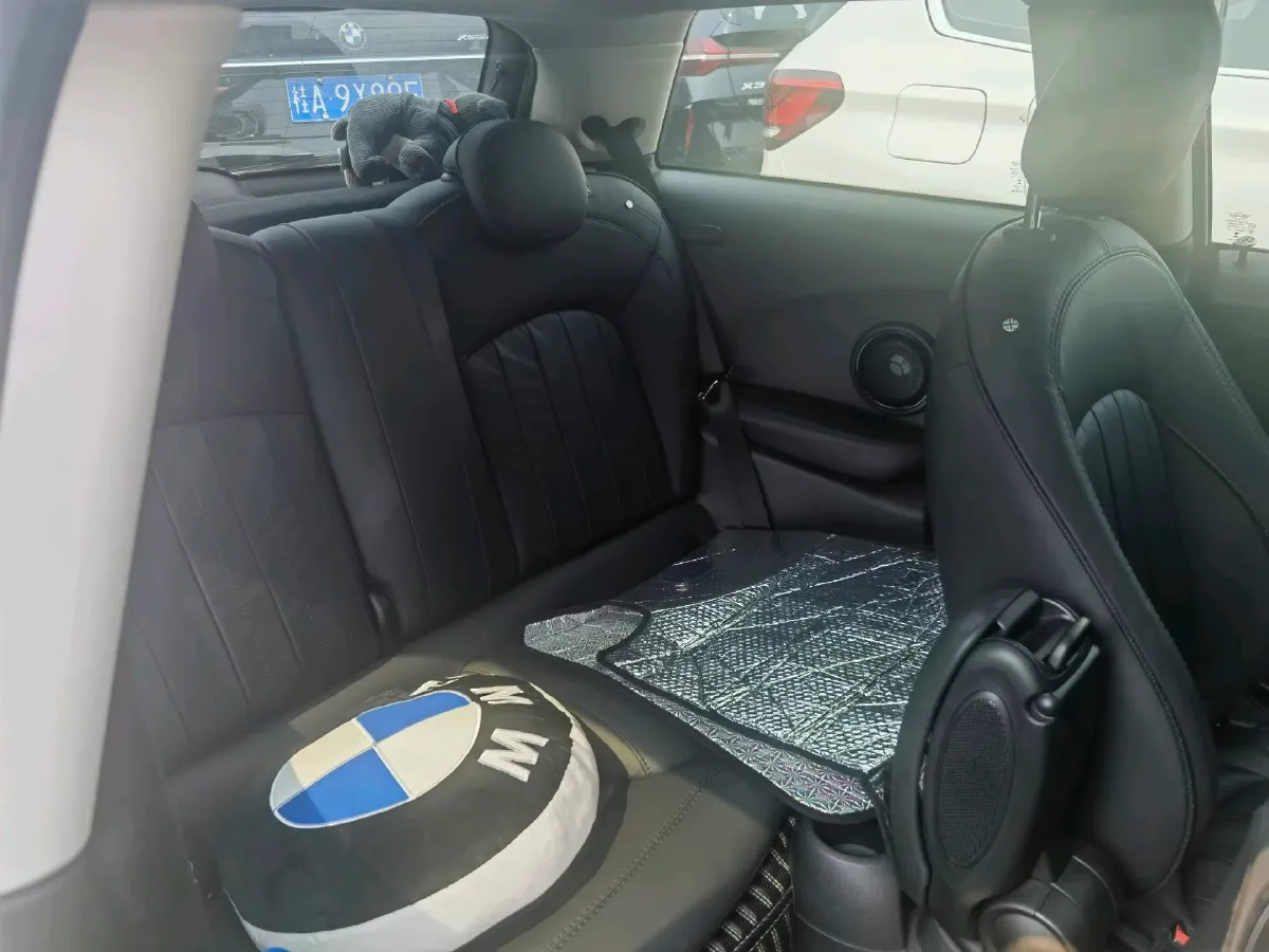 2022 MINI MINI 2.0T 192HP L4 7DCT,autocango,china used car exporter,china ev exporter,chinese used car exporter,chinese used ev exporter