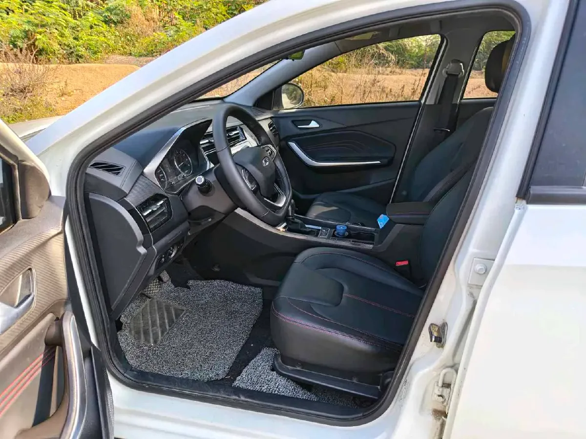 2021 Chery Tiggo 3x 1.5L 116HP L4 CVT,autocango,china used car exporter,china ev exporter,chinese used car exporter,chinese used ev exporter