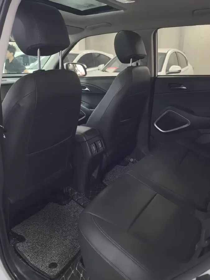 2018 Hyundai ix35 2.0L 160HP L4 6AT,autocango,china used car exporter,china ev exporter,chinese used car exporter,chinese used ev exporter