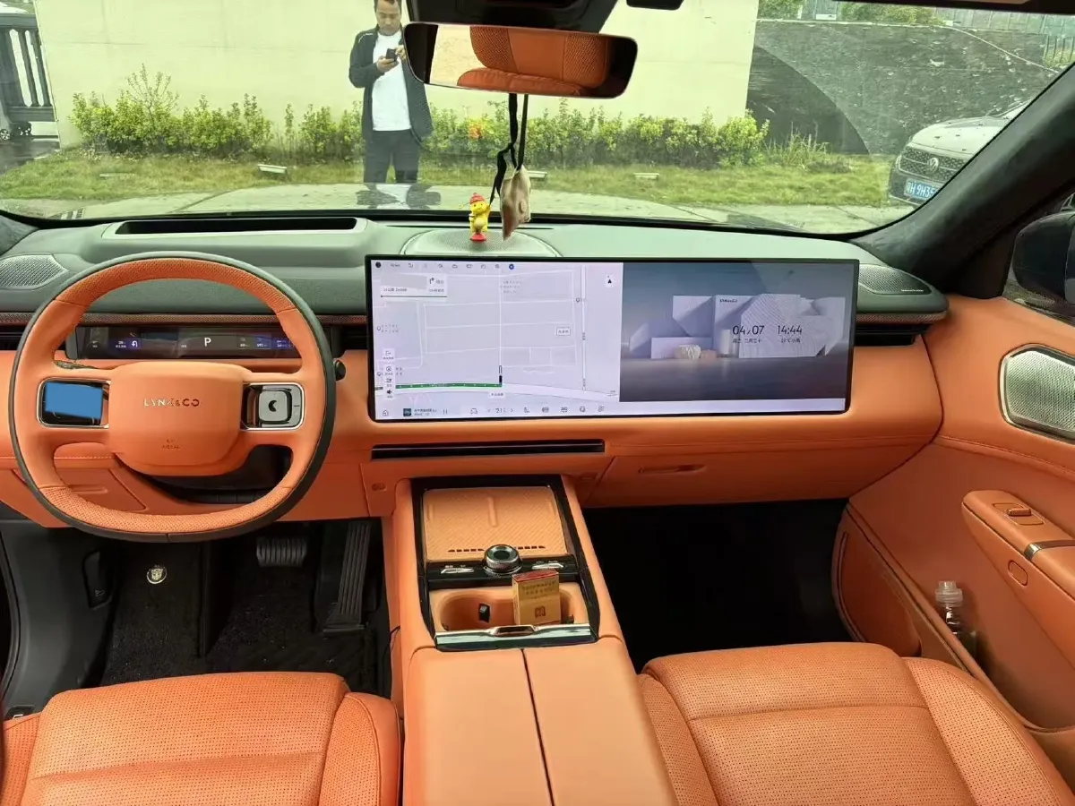 2025 LYNK&CO 900 1.5T 190HP L4 3DHT PHEV 43.3KWH,autocango,china used car exporter,china ev exporter,chinese used car exporter,chinese used ev exporter