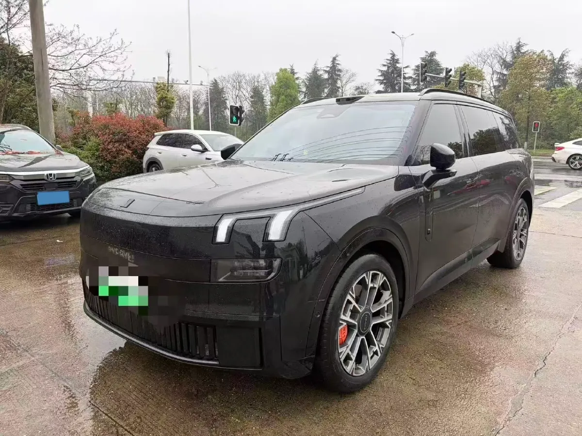 2025 LYNK&CO 900 1.5T 190HP L4 3DHT PHEV 43.3KWH,autocango,china used car exporter,china ev exporter,chinese used car exporter,chinese used ev exporter