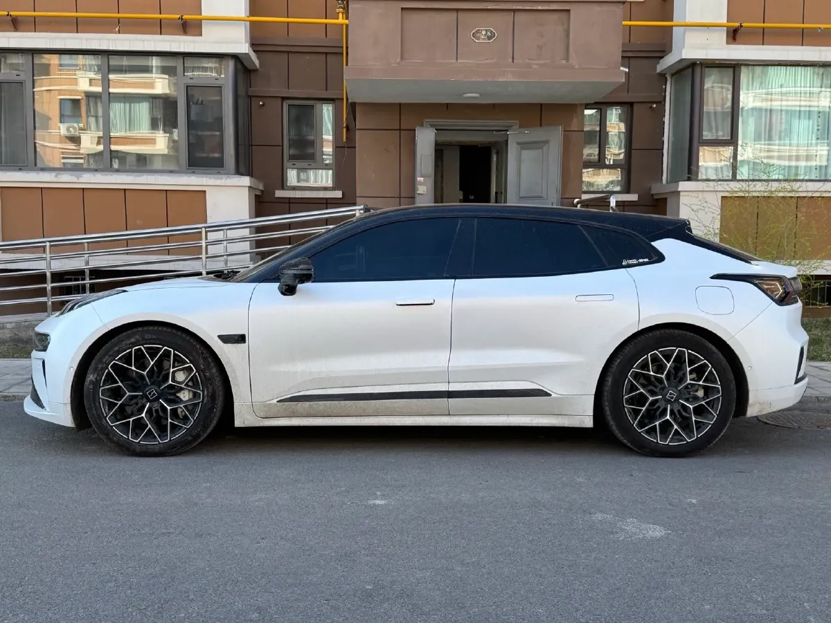 2024 Zeekr 001 BEV 100KWH,autocango,china used car exporter,china ev exporter,chinese used car exporter,chinese used ev exporter