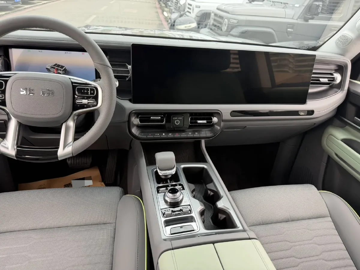 2025 Beijing BJ40 REEV REEV 188HP REEV 40.3KWH,autocango,china used car exporter,china ev exporter,chinese used car exporter,chinese used ev exporter