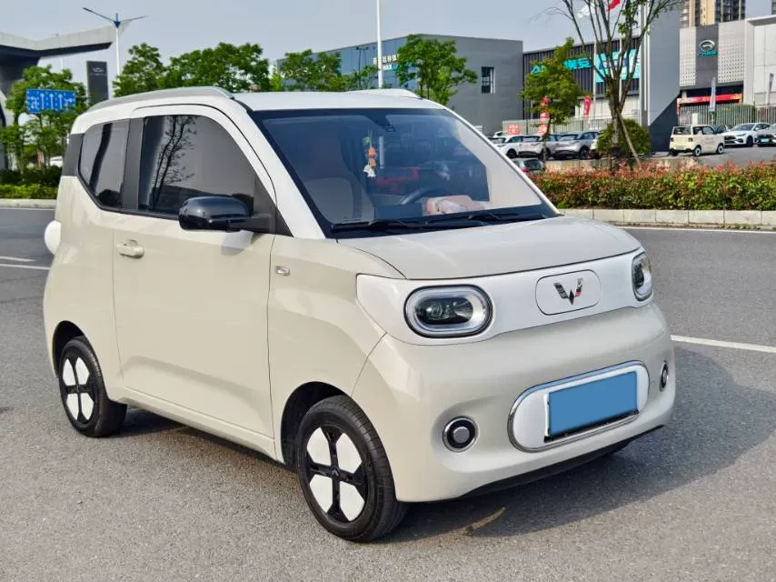 2024 WuLing HongGuang MINI EV BEV 17.3KWH,autocango,china used car exporter,china ev exporter,chinese used car exporter,chinese used ev exporter
