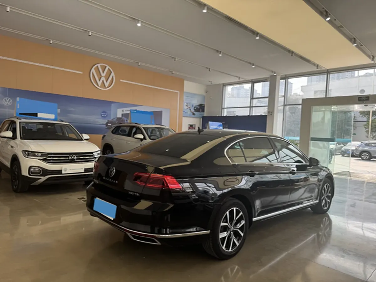 2020 Volkswagen Magotan 2.0T 186HP L4 7DCT,autocango,china used car exporter,china ev exporter,chinese used car exporter,chinese used ev exporter