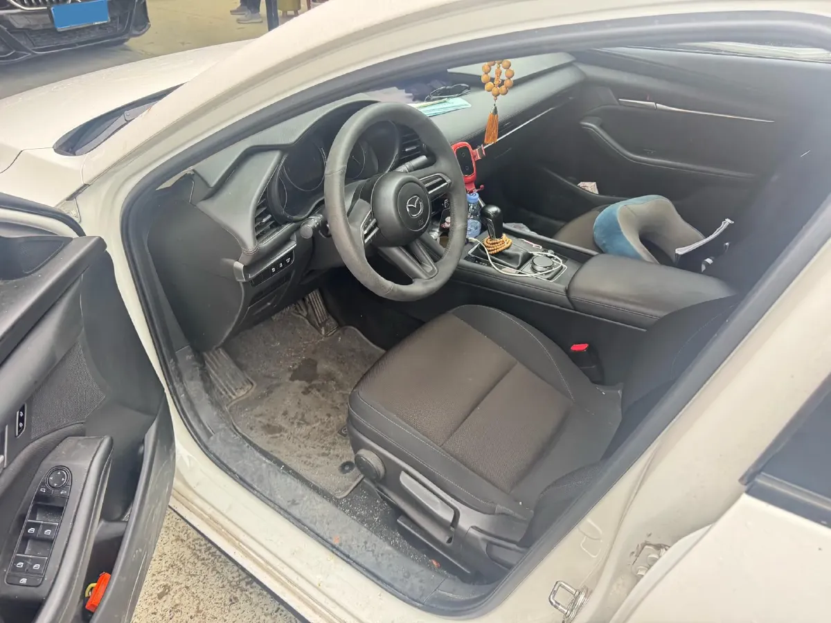 2022 Mazda 3 Axela 2.0L 158HP L4 6AT,autocango,china used car exporter,china ev exporter,chinese used car exporter,chinese used ev exporter