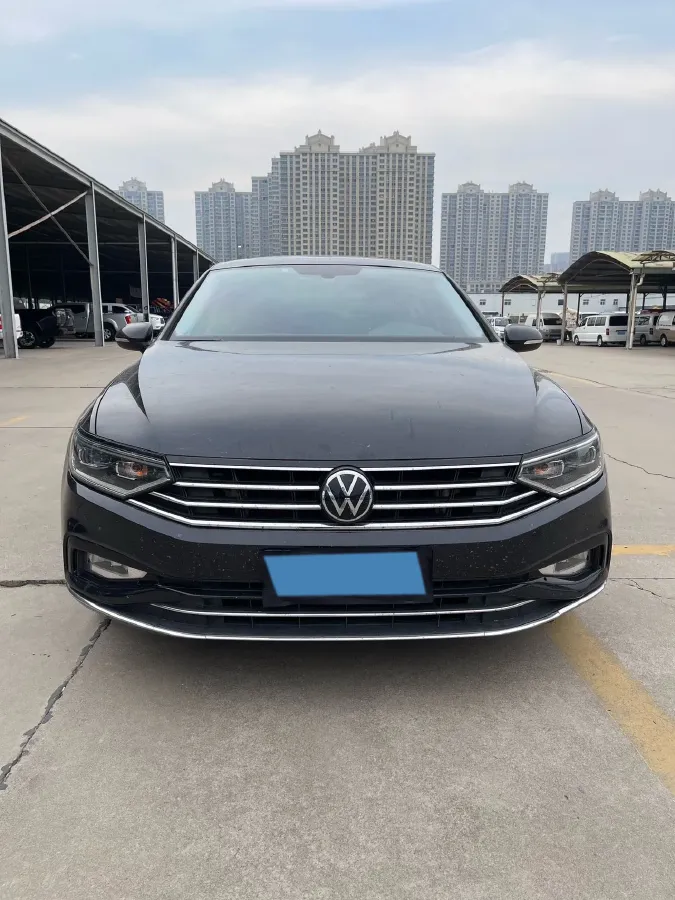 2021 Volkswagen Magotan 2.0T 186HP L4 7DCT,autocango,china used car exporter,china ev exporter,chinese used car exporter,chinese used ev exporter