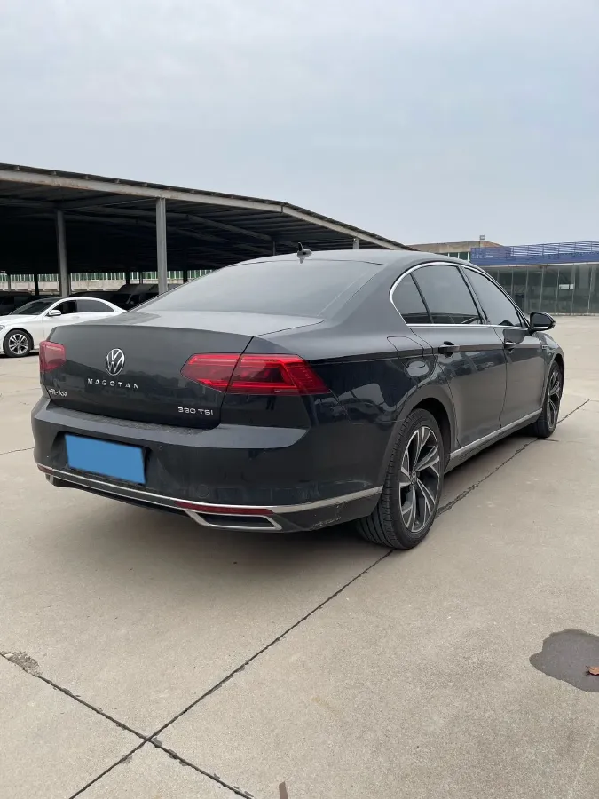 2021 Volkswagen Magotan 2.0T 186HP L4 7DCT,autocango,china used car exporter,china ev exporter,chinese used car exporter,chinese used ev exporter