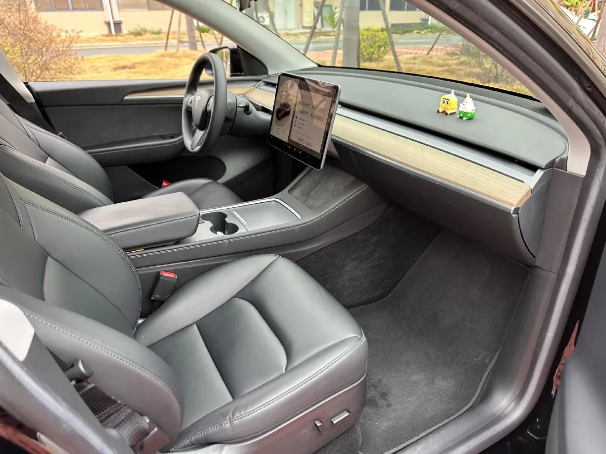 2022 Tesla Model Y BEV 60KWH,autocango,china used car exporter,china ev exporter,chinese used car exporter,chinese used ev exporter