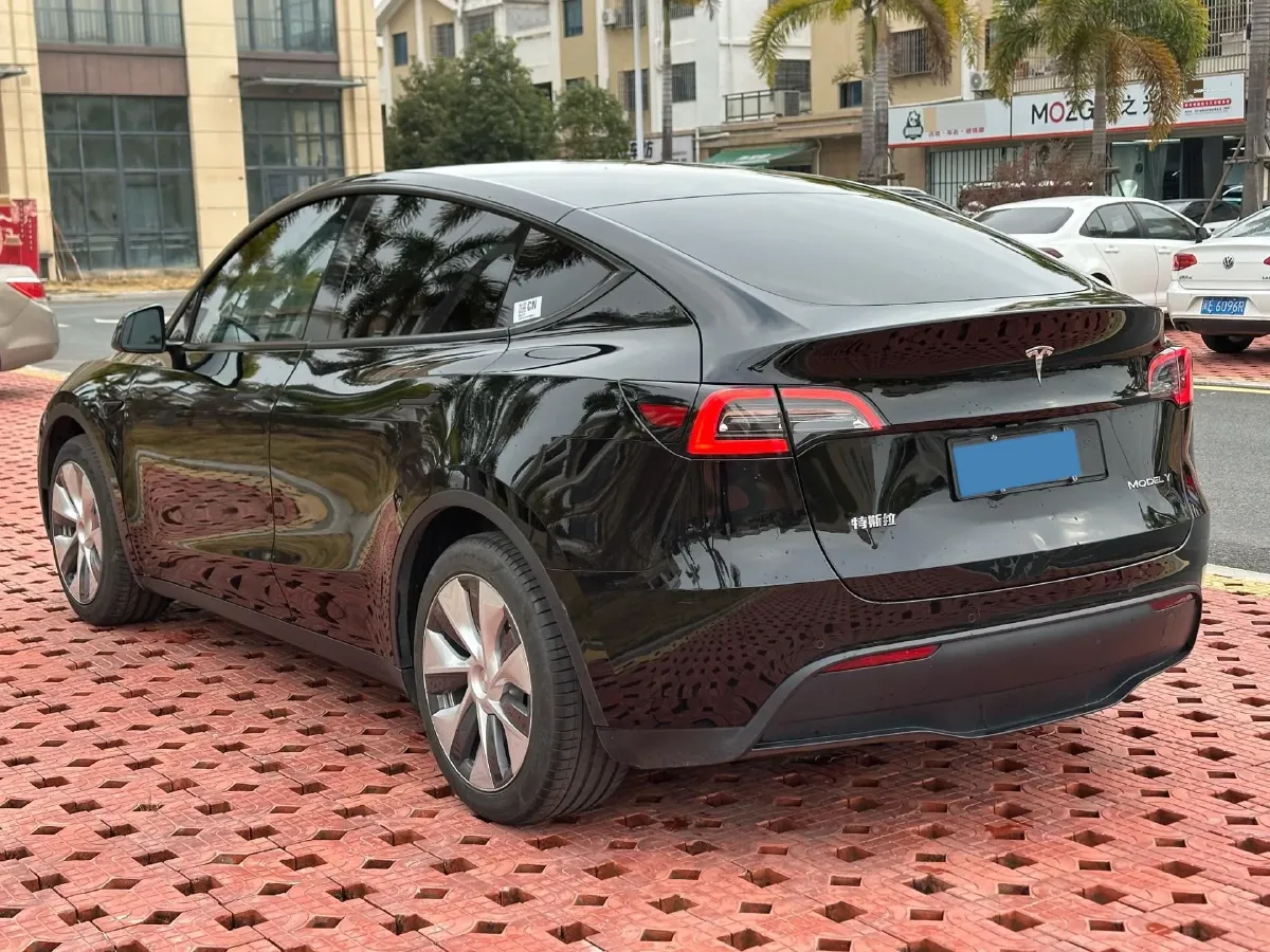 2022 Tesla Model Y BEV 60KWH,autocango,china used car exporter,china ev exporter,chinese used car exporter,chinese used ev exporter