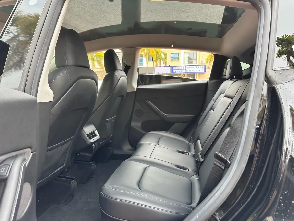 2022 Tesla Model Y BEV 60KWH,autocango,china used car exporter,china ev exporter,chinese used car exporter,chinese used ev exporter