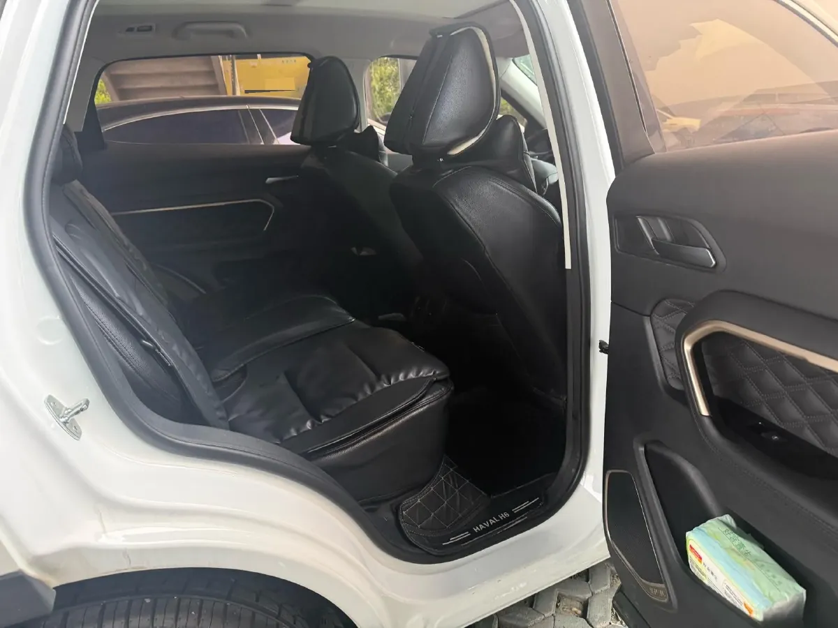 2020 Haval H6 2.0T 224HP L4 7DCT,autocango,china used car exporter,china ev exporter,chinese used car exporter,chinese used ev exporter
