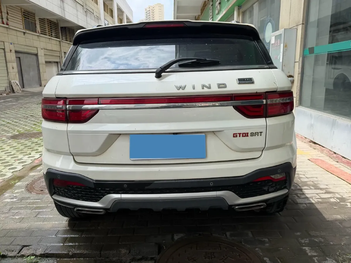 2018 Landwind X7 1.5T 163HP L4 8AT,autocango,china used car exporter,china ev exporter,chinese used car exporter,chinese used ev exporter