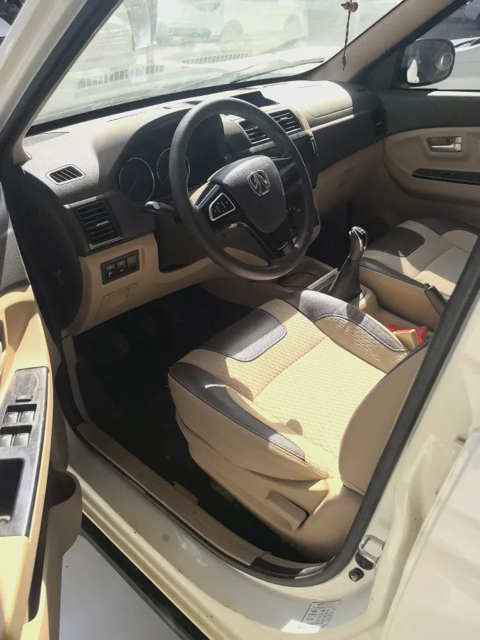 2018 BAIC WeiWang M30 1.5L 116HP L4 5MT,autocango,china used car exporter,china ev exporter,chinese used car exporter,chinese used ev exporter