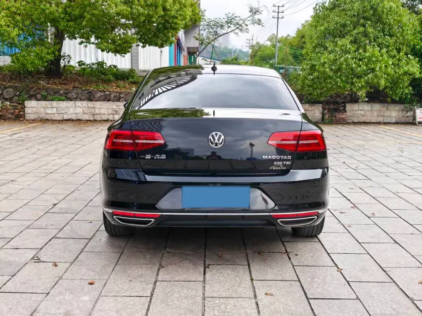 2019 Volkswagen Magotan 2.0T 186HP L4 7DCT,autocango,china used car exporter,china ev exporter,chinese used car exporter,chinese used ev exporter