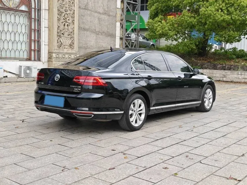 2019 Volkswagen Magotan 2.0T 186HP L4 7DCT,autocango,china used car exporter,china ev exporter,chinese used car exporter,chinese used ev exporter