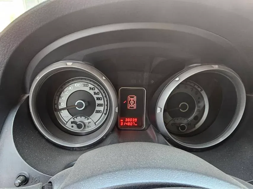 2016 Mitsubishi Pajero 3.0L 174HP V6 5AT,autocango,china used car exporter,china ev exporter,chinese used car exporter,chinese used ev exporter