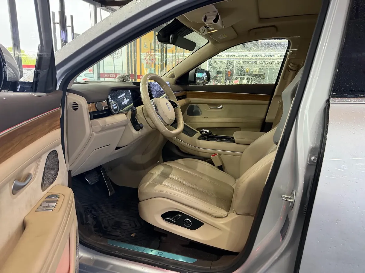 2024 AITO AITO M7 1.5T 152HP L4 REEV 40KWH,autocango,china used car exporter,china ev exporter,chinese used car exporter,chinese used ev exporter