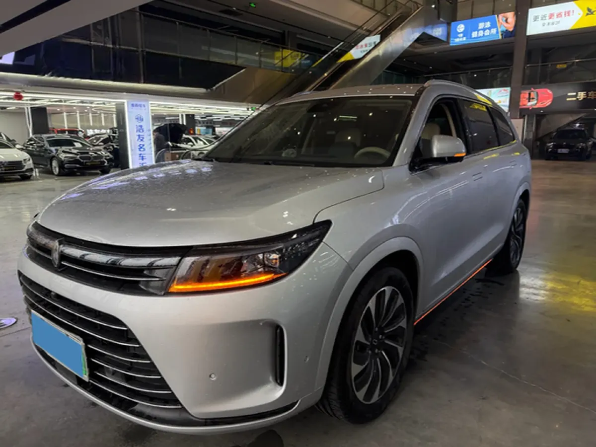2024 AITO AITO M7 1.5T 152HP L4 REEV 40KWH,autocango,china used car exporter,china ev exporter,chinese used car exporter,chinese used ev exporter