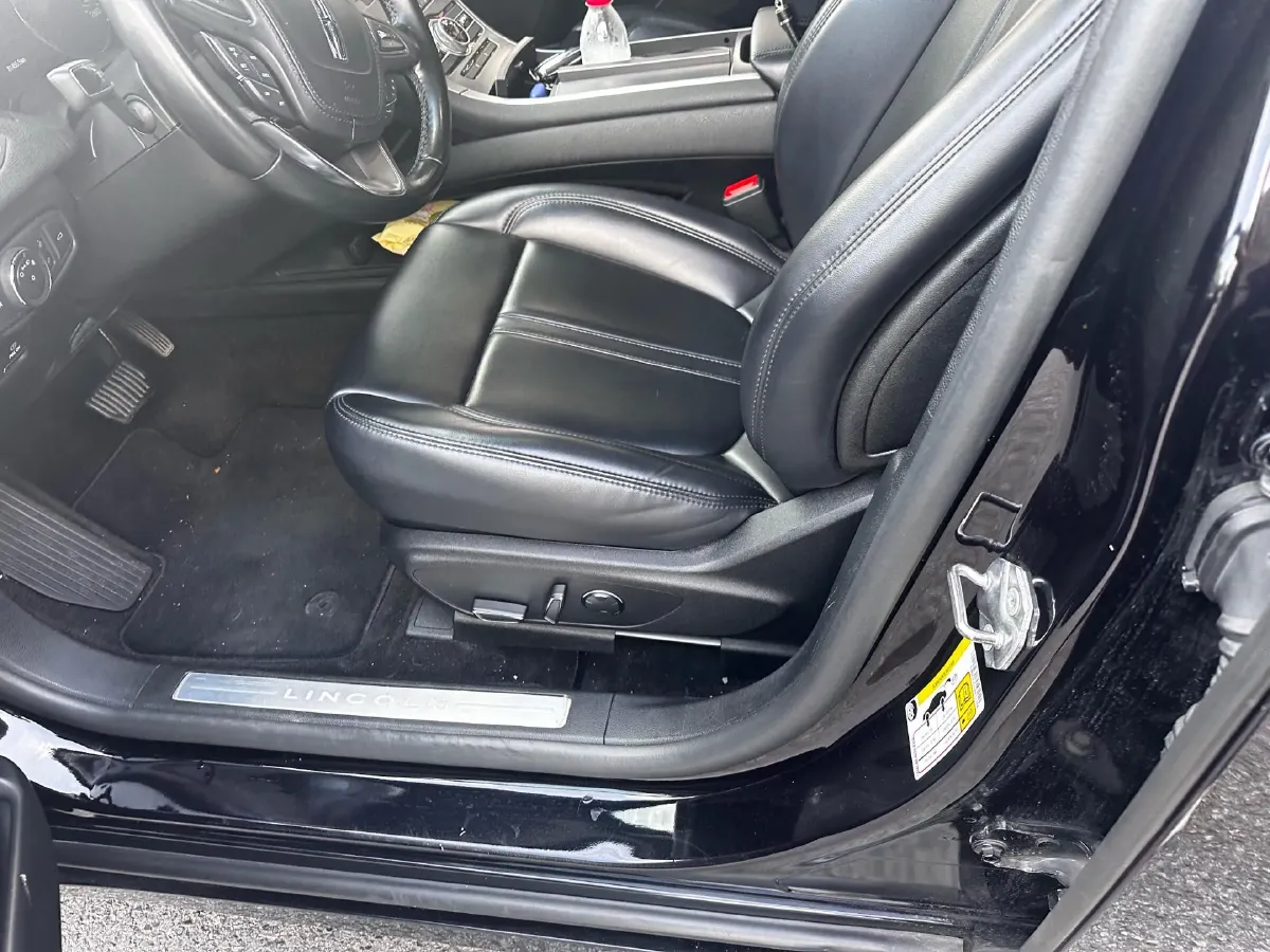 2019 Lincoln MKZ 2.0T 203HP L4 6AT,autocango,china used car exporter,china ev exporter,chinese used car exporter,chinese used ev exporter