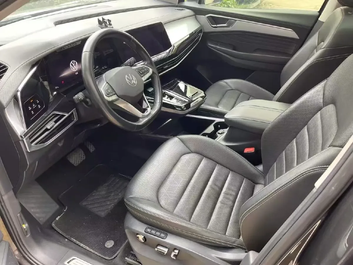 2021 Volkswagen Talagon 2.0T 220HP L4 7DCT,autocango,china used car exporter,china ev exporter,chinese used car exporter,chinese used ev exporter