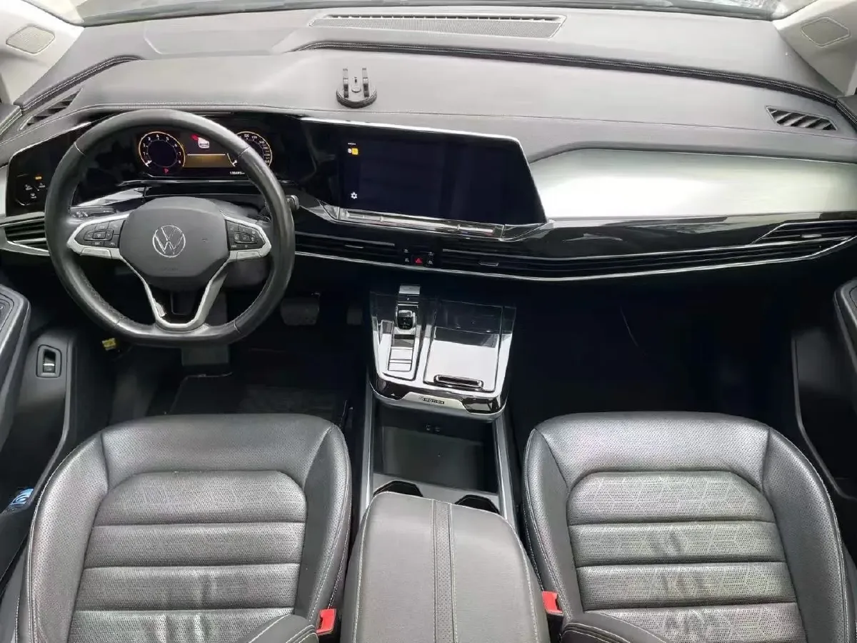 2021 Volkswagen Talagon 2.0T 220HP L4 7DCT,autocango,china used car exporter,china ev exporter,chinese used car exporter,chinese used ev exporter