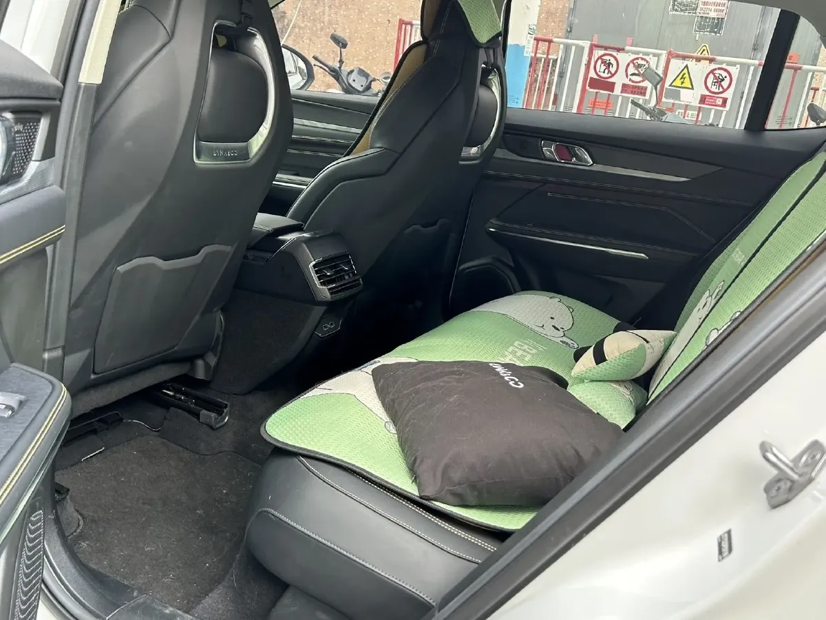 2023 MAXUS Interstellar 2.0T 261HP L4 8AT,autocango,china used car exporter,china ev exporter,chinese used car exporter,chinese used ev exporter