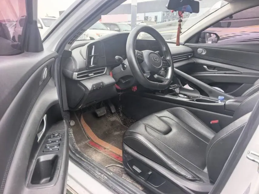 2021 Hyundai Elantra 1.5L 115HP L4 CVT,autocango,china used car exporter,china ev exporter,chinese used car exporter,chinese used ev exporter