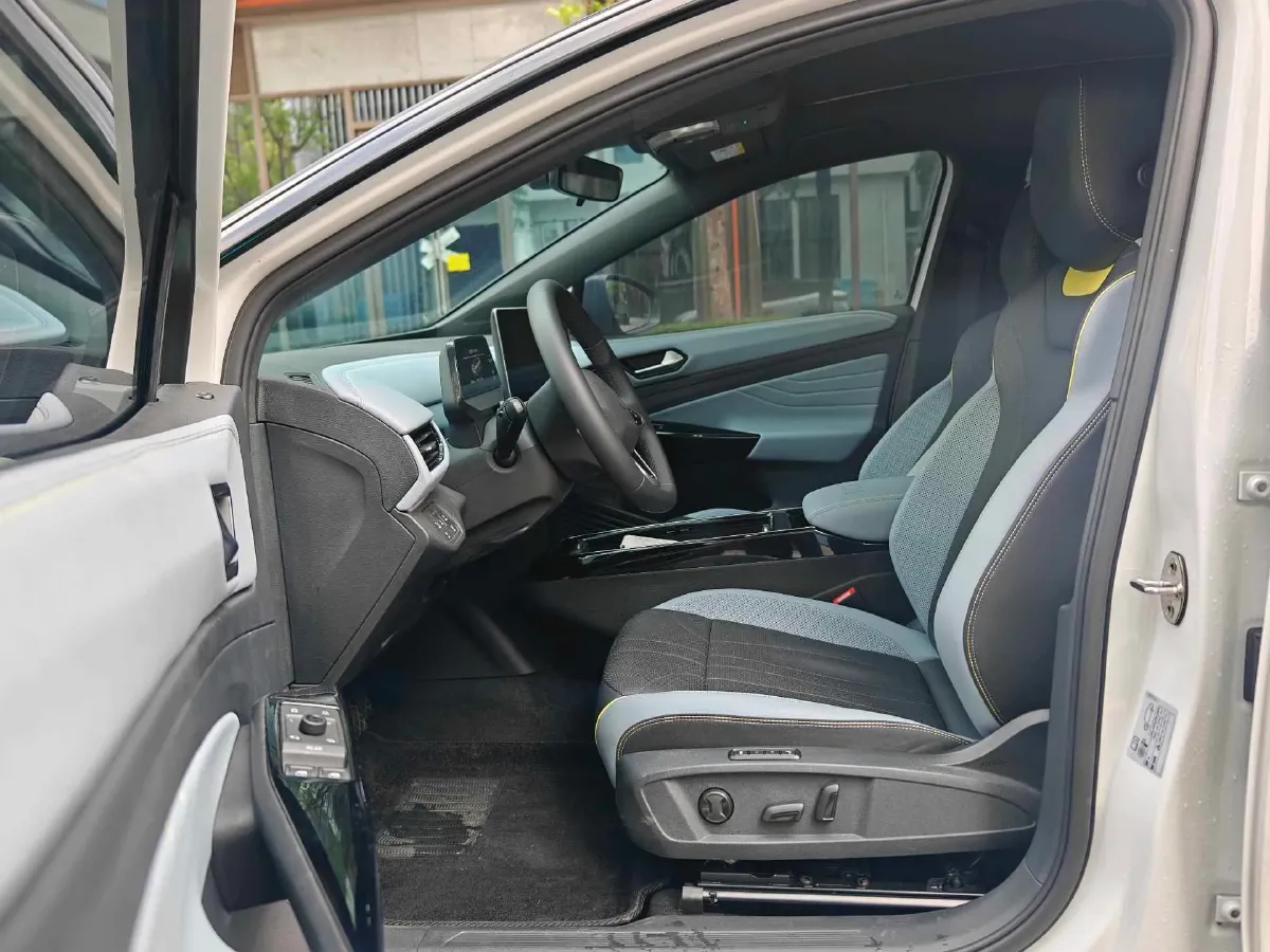 2025 CAVAN LEFU BEV,autocango,china used car exporter,china ev exporter,chinese used car exporter,chinese used ev exporter