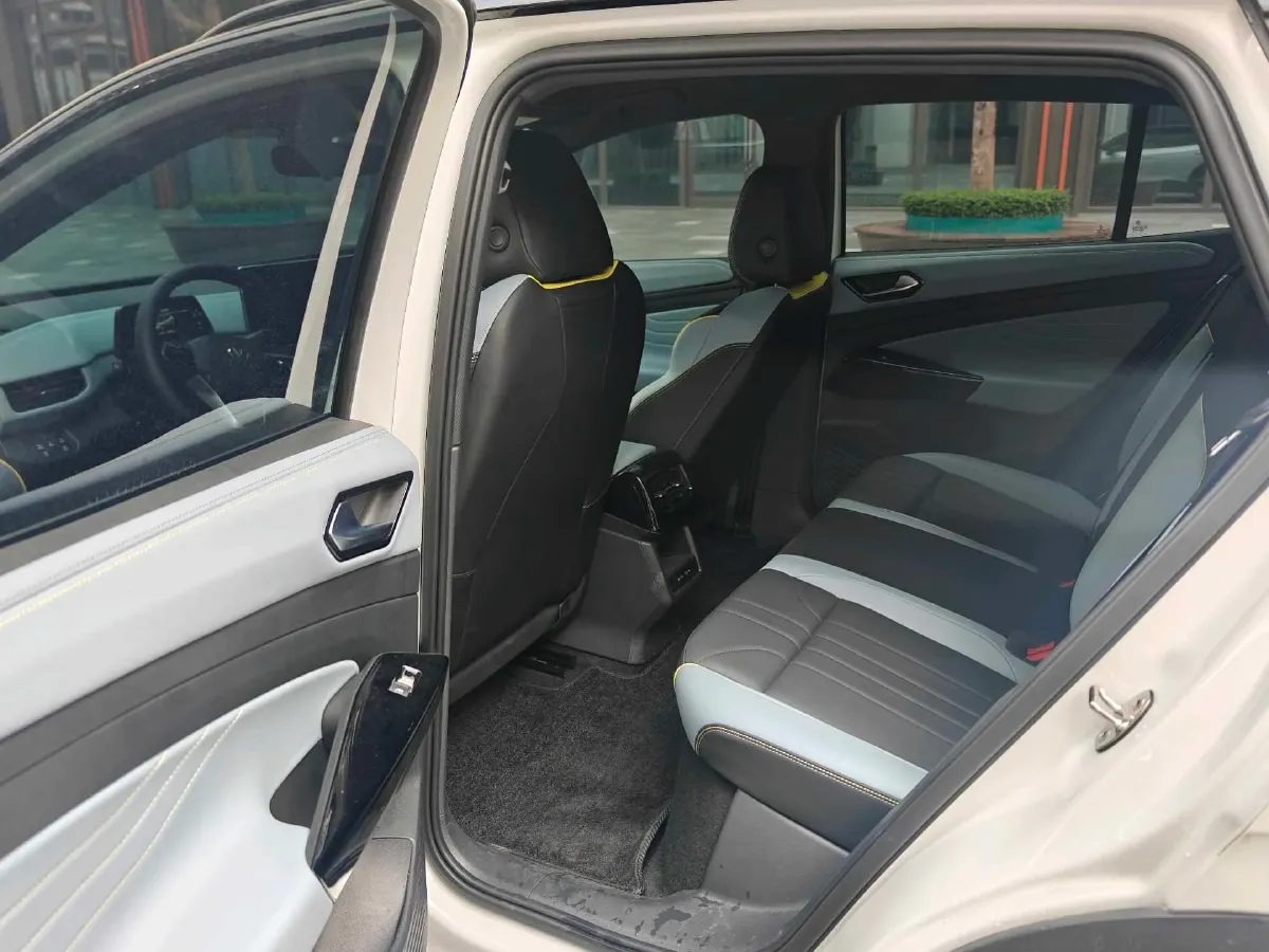 2025 CAVAN LEFU BEV,autocango,china used car exporter,china ev exporter,chinese used car exporter,chinese used ev exporter