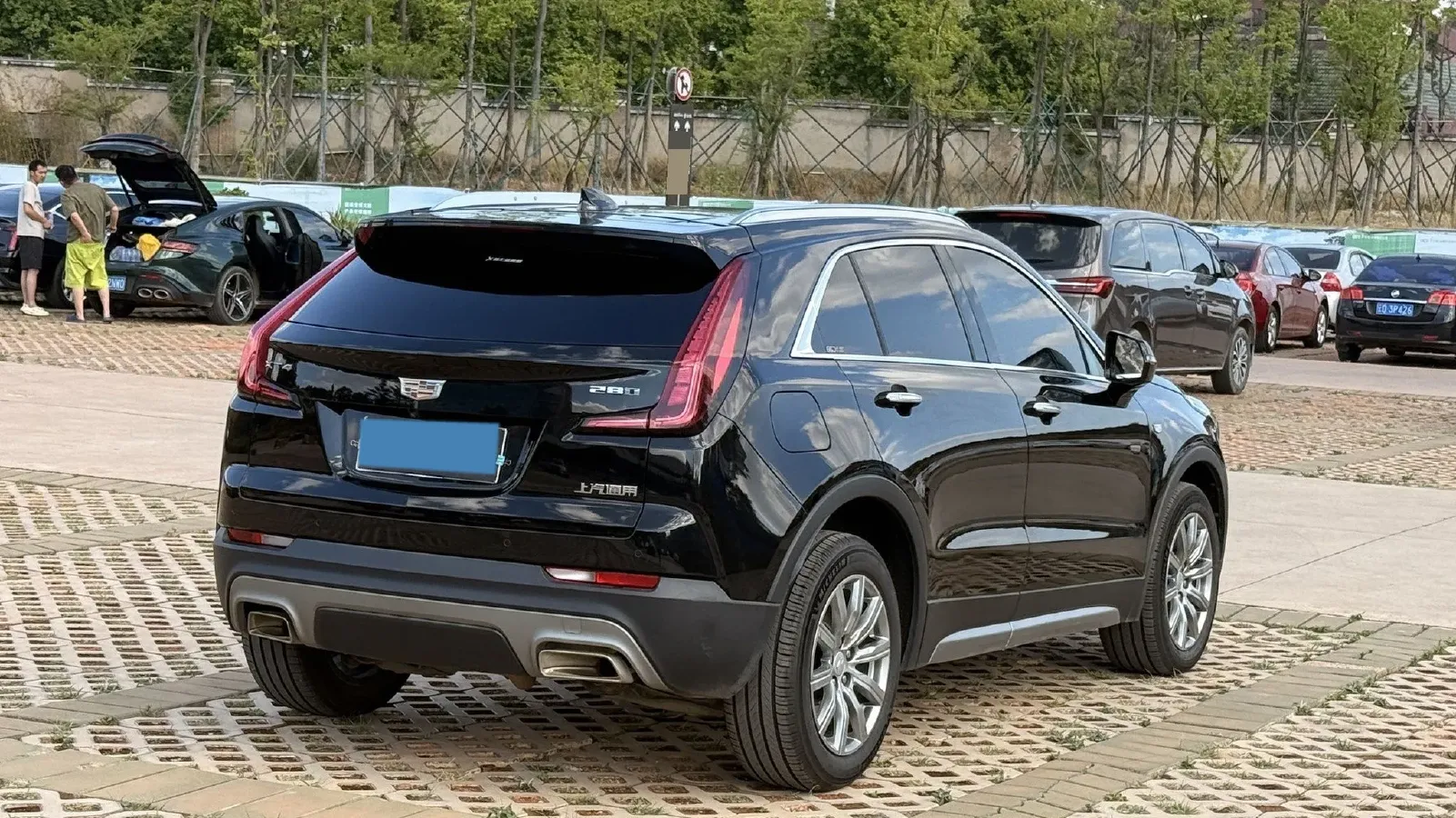 2021 Cadillac XT4 2.0T 237HP L4 9AT,autocango,china used car exporter,china ev exporter,chinese used car exporter,chinese used ev exporter