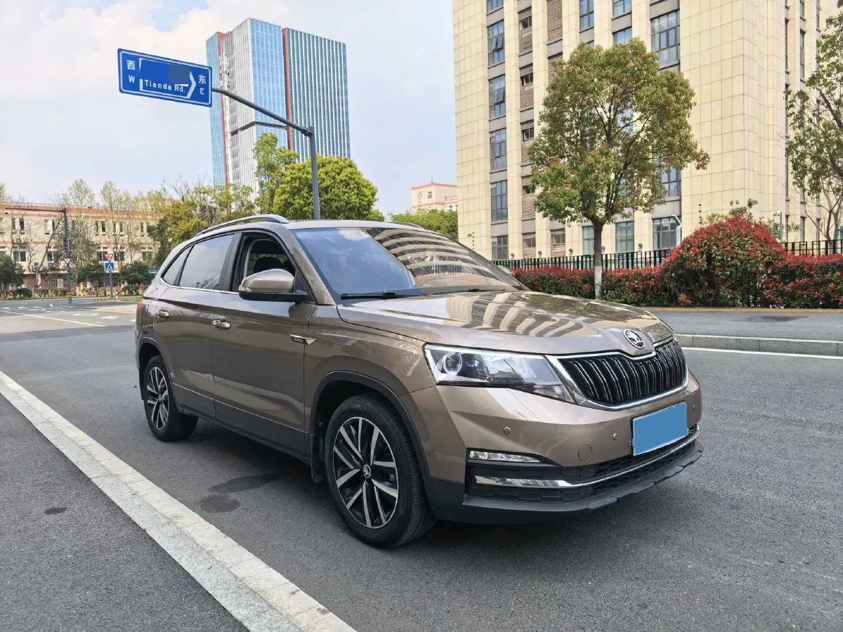 2021 Skoda Kamiq 1.5L 112HP L4 6AT,autocango,china used car exporter,china ev exporter,chinese used car exporter,chinese used ev exporter
