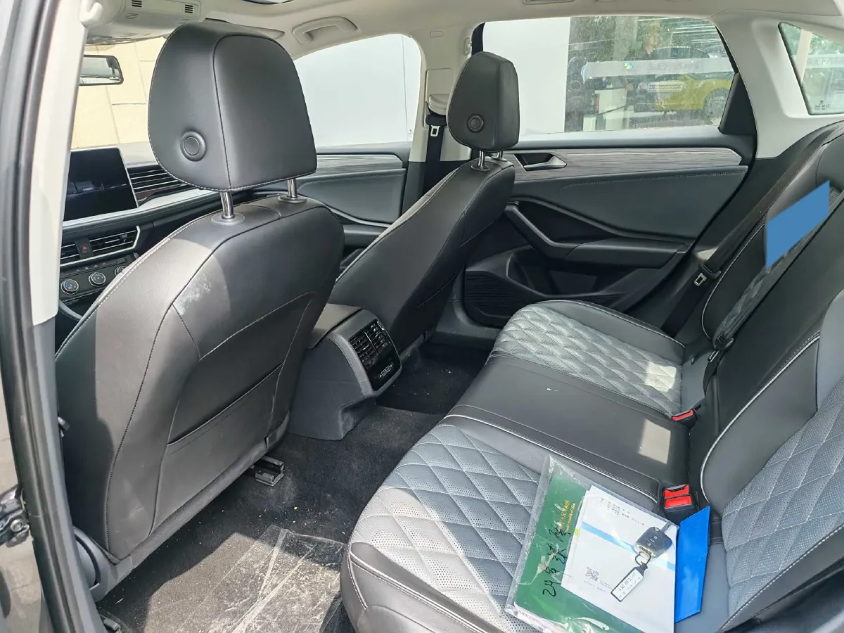 2023 Volkswagen Sagitar 1.5T 160HP L4 7DCT,autocango,china used car exporter,china ev exporter,chinese used car exporter,chinese used ev exporter