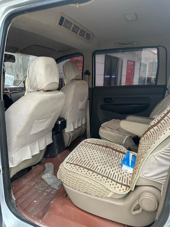 2015 WuLing HongGuang 1.5L 112HP L4 5MT,autocango,china used car exporter,china ev exporter,chinese used car exporter,chinese used ev exporter