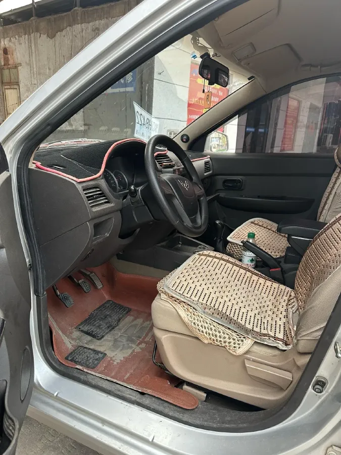 2015 WuLing HongGuang 1.5L 112HP L4 5MT,autocango,china used car exporter,china ev exporter,chinese used car exporter,chinese used ev exporter