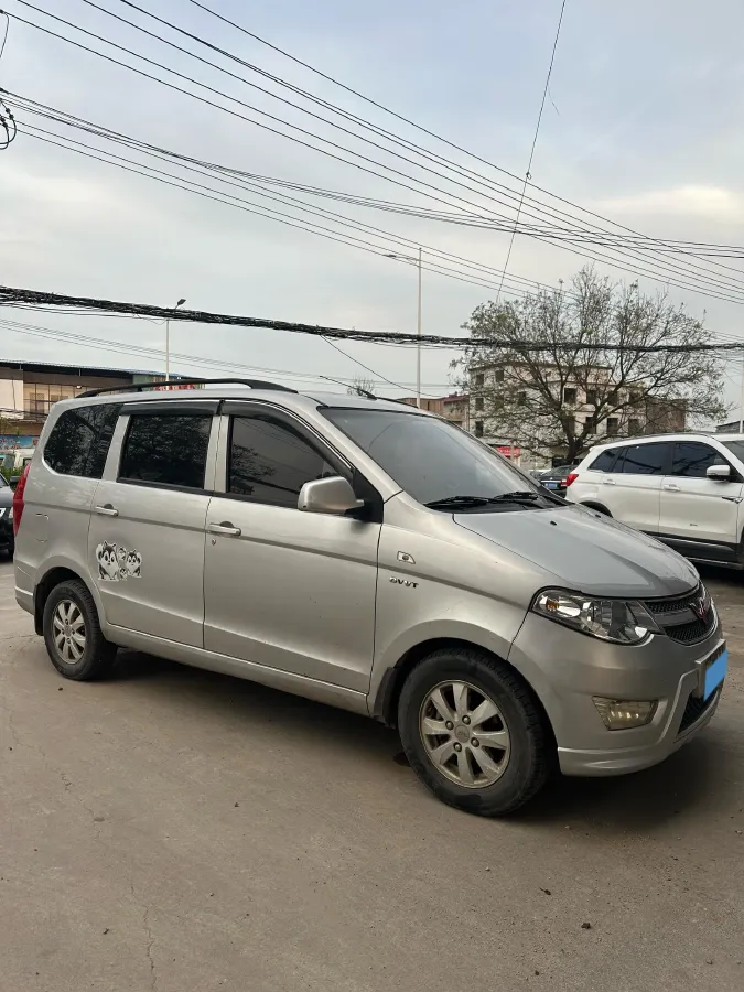 2015 WuLing HongGuang 1.5L 112HP L4 5MT,autocango,china used car exporter,china ev exporter,chinese used car exporter,chinese used ev exporter