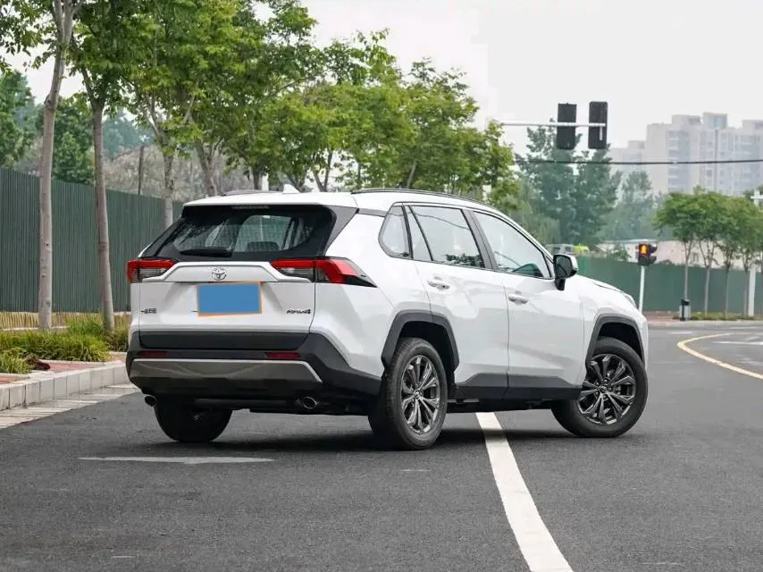2023 Toyota RAV4 2.0L 171HP L4 CVT,autocango,china used car exporter,china ev exporter,chinese used car exporter,chinese used ev exporter
