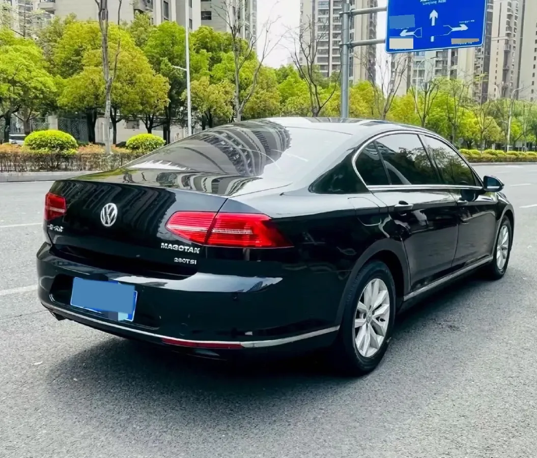 2017 Volkswagen Magotan 1.4T 150HP L4 7DCT,autocango,china used car exporter,china ev exporter,chinese used car exporter,chinese used ev exporter