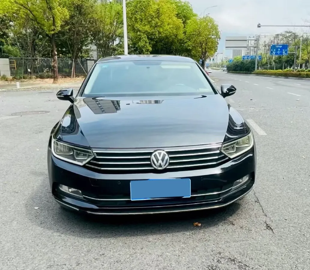 2017 Volkswagen Magotan 1.4T 150HP L4 7DCT,autocango,china used car exporter,china ev exporter,chinese used car exporter,chinese used ev exporter