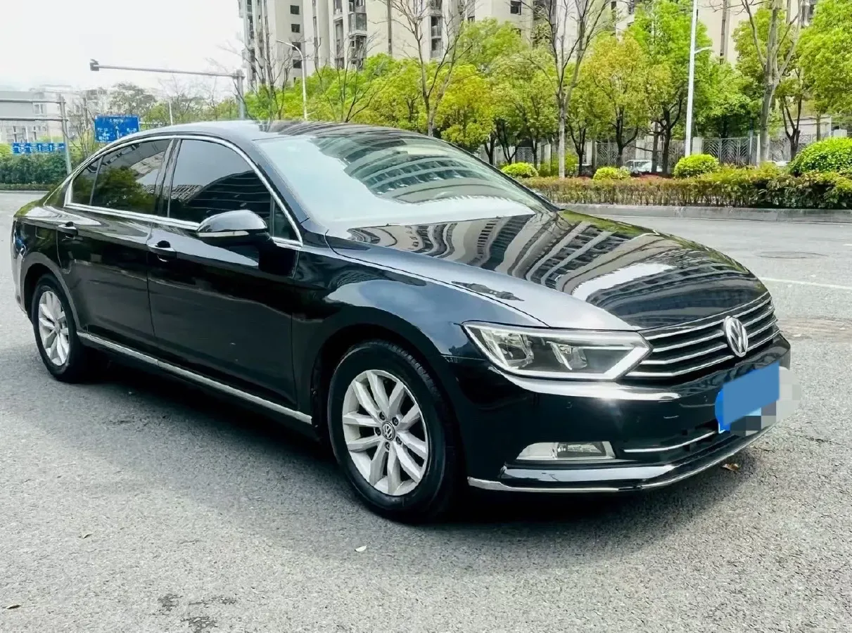 2017 Volkswagen Magotan 1.4T 150HP L4 7DCT,autocango,china used car exporter,china ev exporter,chinese used car exporter,chinese used ev exporter