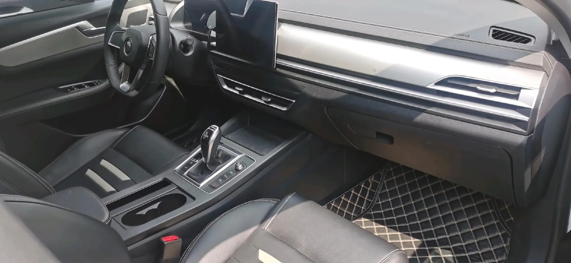 2019 BYD Song Pro 1.5T 160HP L4 6DCT,autocango,china used car exporter,china ev exporter,chinese used car exporter,chinese used ev exporter