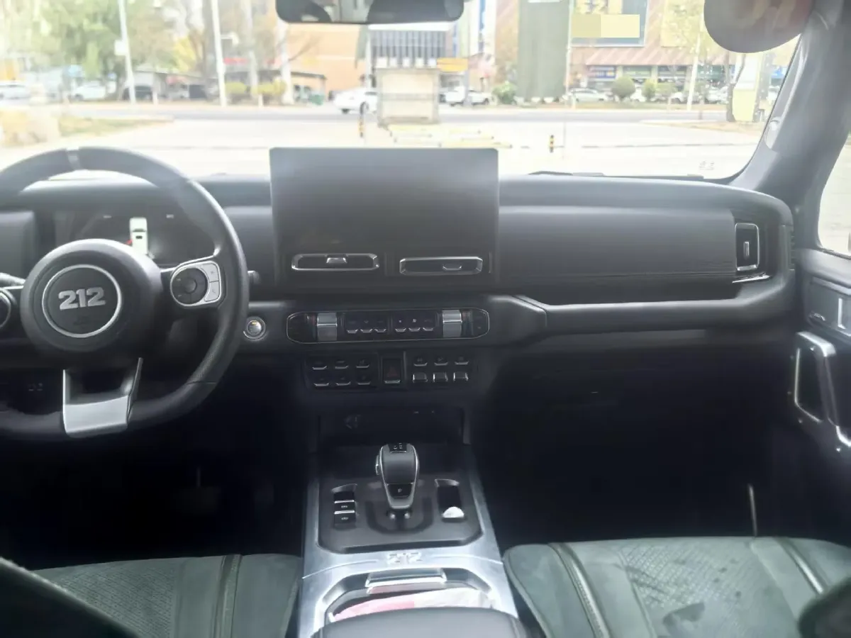 2024 212 212 T01 2.0T 252HP L4 8AT,autocango,china used car exporter,china ev exporter,chinese used car exporter,chinese used ev exporter