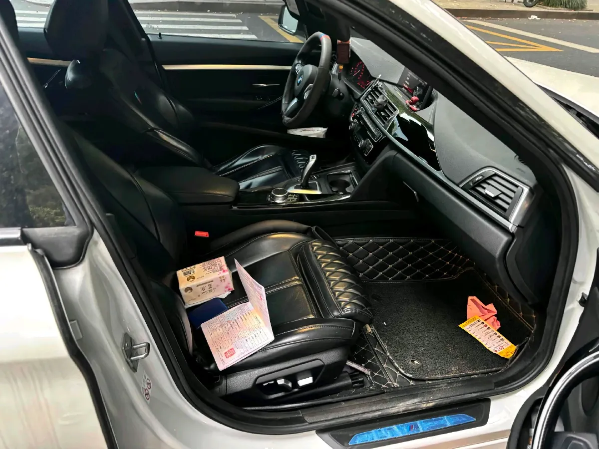 2020 BMW 3 Series GT 2.0T 184HP L4 8AT,autocango,china used car exporter,china ev exporter,chinese used car exporter,chinese used ev exporter