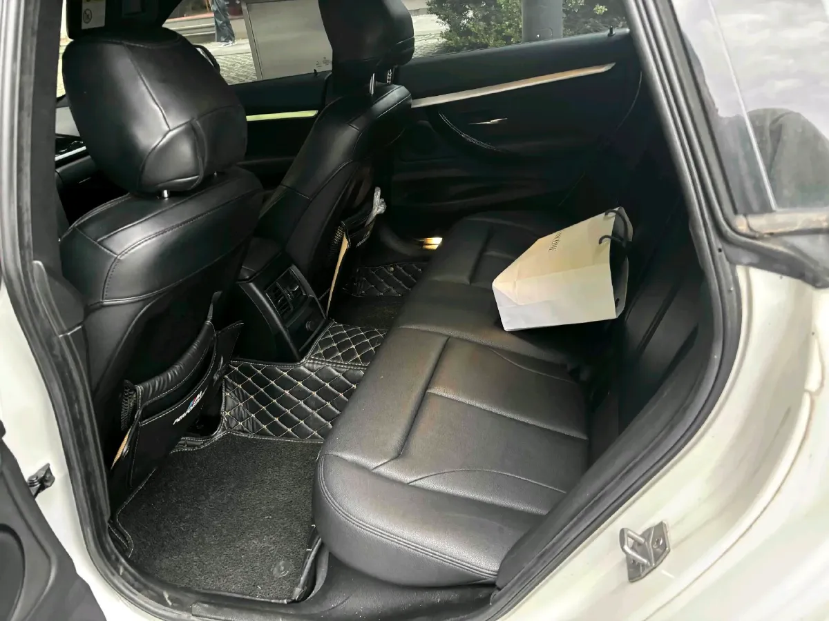 2020 BMW 3 Series GT 2.0T 184HP L4 8AT,autocango,china used car exporter,china ev exporter,chinese used car exporter,chinese used ev exporter